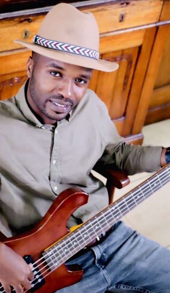 Learn Guitar with a Passionate and Experienced Guitar Teacher!