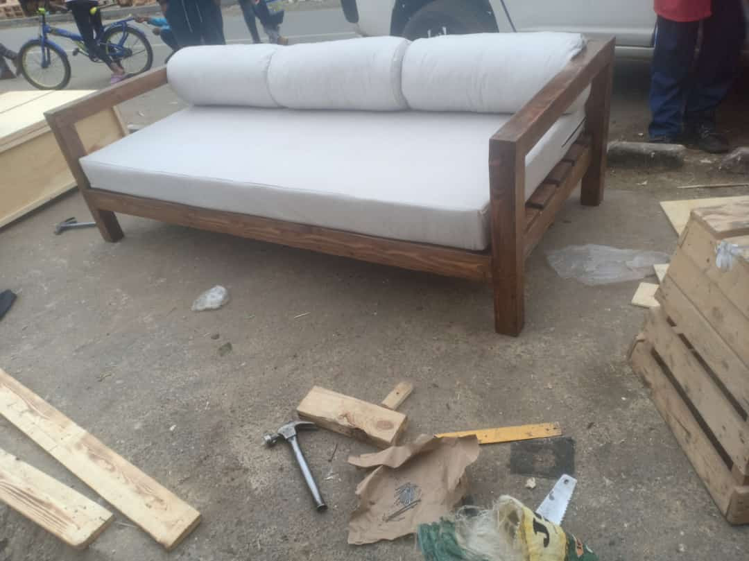 Swahili day bed