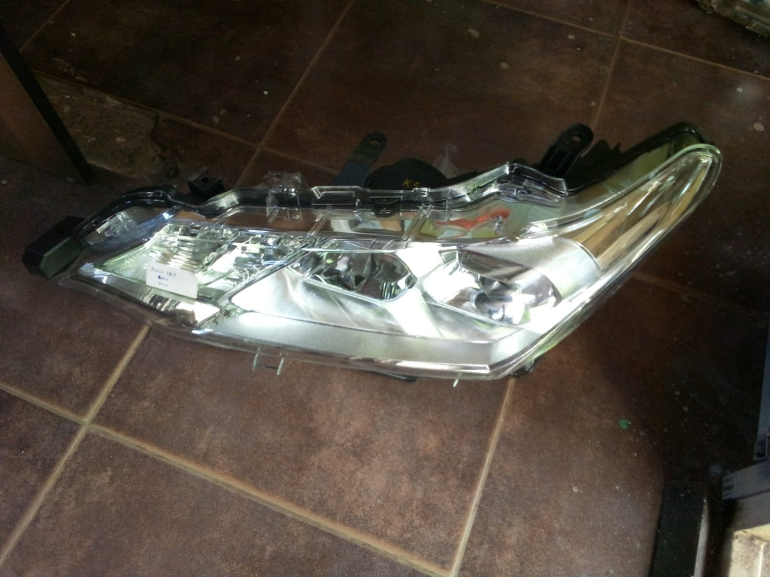 Fielder 165 headlights