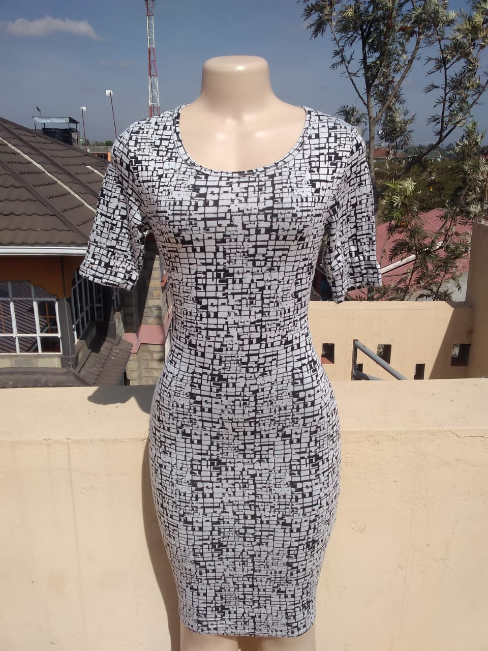 Elegant bodycon dress