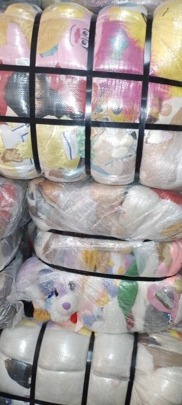 Curtains | Bedsheets  | Towels | Households Mitumba Bales