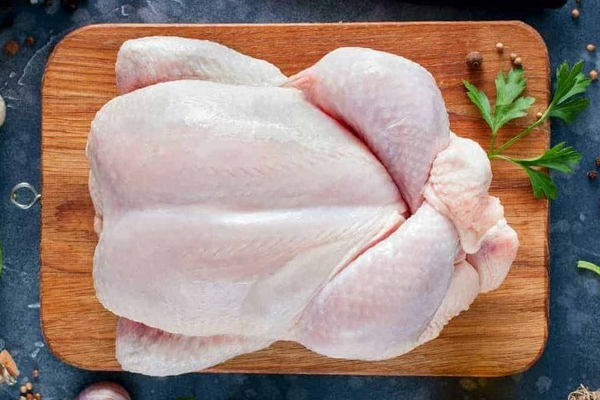 Full chicken 1.3 kg per pcs