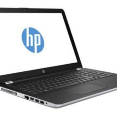 Hp Notebook 15-bs085nia Core i7-7500U@2.70GHz 8GB RAM 1TB(1000GB) AMD Radeon GPU 15.6″ Display WiFi Webcam HDMI DVDrw Free dos Silver