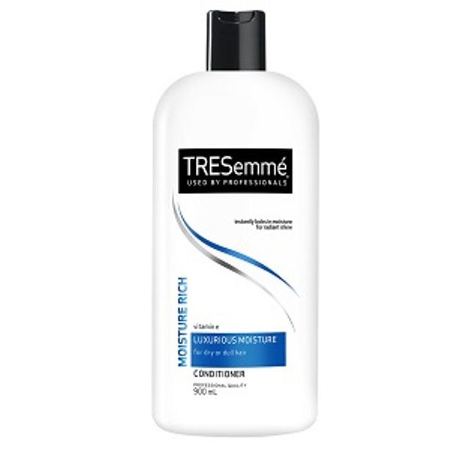 Tresemme Conditioner Moisture Rich 900 ml