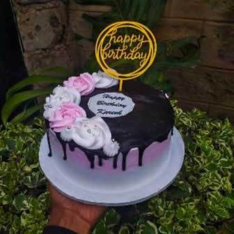 Choco Bomb 1.5kg cake