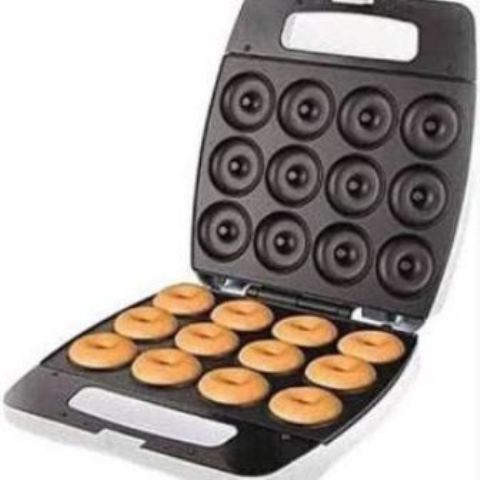 12 piece donought maker