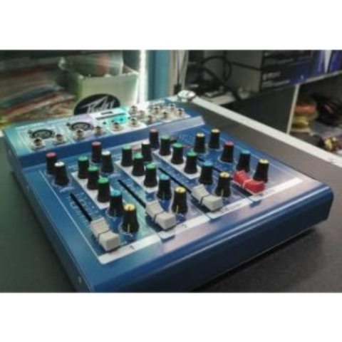 2 channel decibel audio Mixer