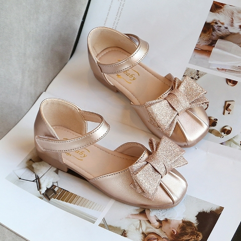 Kids flat /doll shoes