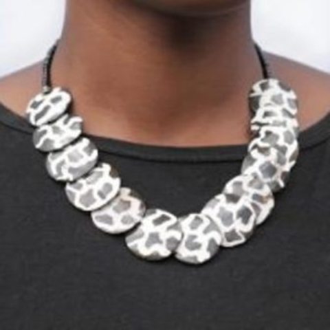 Giraffe pattern necklace